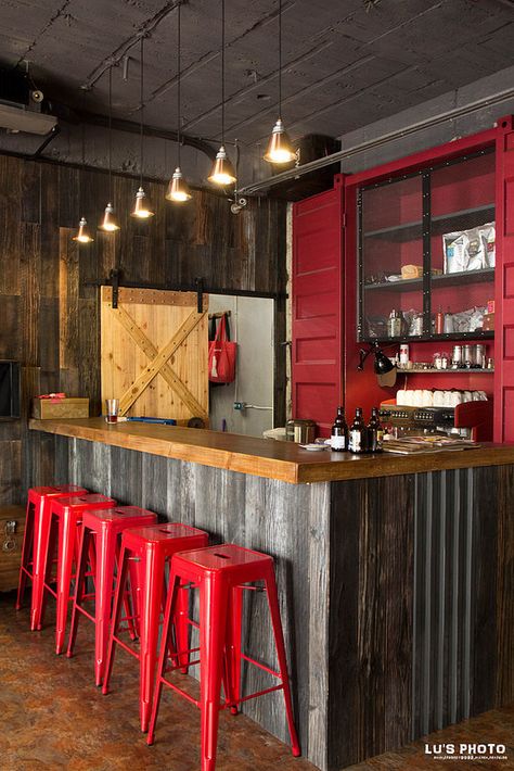 Small Bar And Grill Restaurant Ideas, Bbq Restaurant Decor Ideas, Burger House Interior Design, Bar And Grill Restaurant Ideas, Bbq Restaurant Decor, Bbq Restaurant Design, Resturant Decor, Club Design Interior, Coffee Cafe Interior