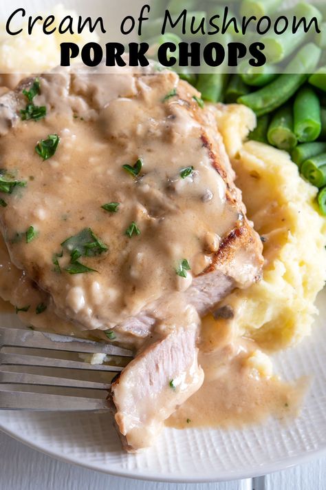 Cream Of Mushroom Pork Chops, Mushroom Soup Pork Chops, Baked Boneless Pork Chops, Boneless Pork Chop Recipes, Baked Pork Chops Oven, Mushroom Pork Chops, Resepi Biskut, Easy Pork Chops, Recipes Pork