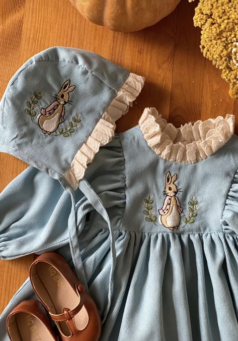 Cottagecore Baby, Baby Announcement Pictures, Vintage Kids Clothes, Twin Outfits, Vintage Baby Girl, Future Clothes, Bear Outfits, Kids Fashion Clothes, Little Outfits