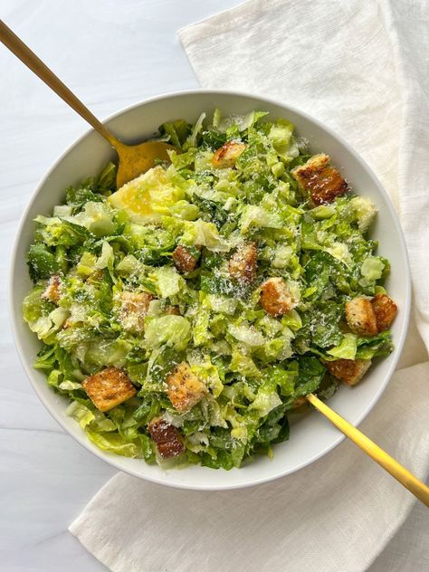 Ceaser Salad Ideas, Lemon Parmesan Salad, Drinking Healthy, The Modern Nonna, Modern Nonna, Parmesan Salad, Eating Cereal, Spoon Fork Bacon, Classic Caesar Salad