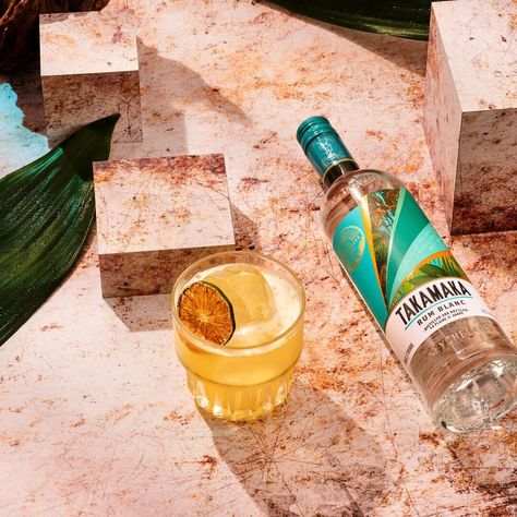 TAKAMAKA RUM on Instagram: "Light and fruity, RUM BLANC perfectly complements food and cocktails. #TakamakaRum #TakamakaDrink #TakamakaIslandLife #TakamakaLifestyle…" Takamaka Rum, Instagram Light, Rum Cocktails, Pot Still, White Rum, Daiquiri, Pina Colada, Champagne Bottle, Mojito