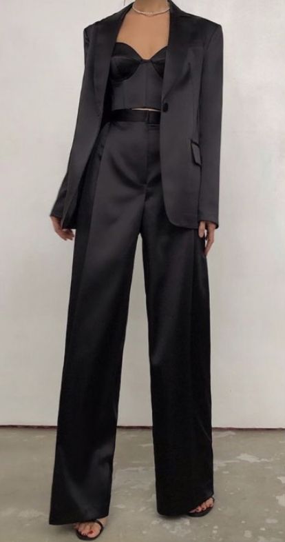 Grad Outfits, Woman Suit Fashion, Elegante Casual, Wedding Guest Outfit Summer, Prom Outfits, Elegantes Outfit, Formal Outfit, Fancy Outfits, Guest Outfit