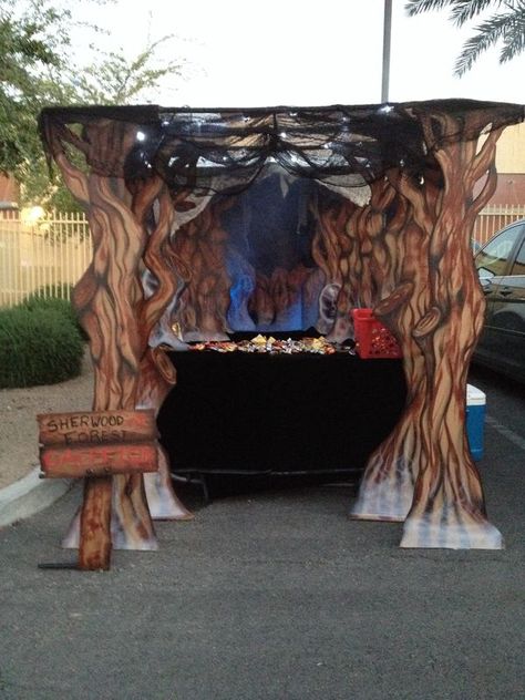 The Sherwood Forest trunk or treat in the back of a pickup. Cardboard and PVC with some black material for the truck bed. Trunk Or Treat Ideas For Canopy, Trunk Or Treat Cemetery, Gnome Trunk Or Treat Ideas, Hansel And Gretel Trunk Or Treat, Extravagant Trunk Or Treat Ideas, Haunted Forest Trunk Or Treat, Forest Trunk Or Treat, Fairy Trunk Or Treat, Trunk Or Treat Decor