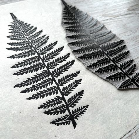 Grabbed a couple of hours this afternoon to reprint my larger fern linocuts. Handprinted on to Lokta paper which has a lovely natural look and feel to it, perfect for botanical style prints. Nz Fern Drawing, Leaves Block Print, Fern Block Print, Bracken Fern Drawing, Forest Block Print, Lokta Paper, Lino Prints, Natural Look, Lino Print