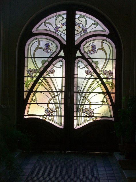 Arte Art Deco, Architecture Art Nouveau, Art Nouveau Interior, L'art Du Vitrail, Design Art Nouveau, زجاج ملون, Stained Glass Door, Antique Stain, Art Nouveau Architecture