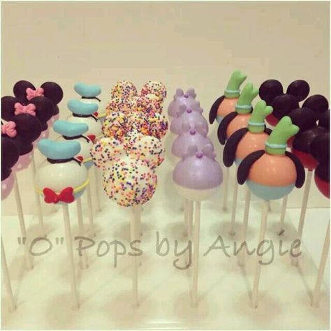 Disney Cake Pops, Disney Baking, Cake Paris, Cake Pop Designs, Disney Cake, Cake Pop Decorating, Decorações Com Comidas, Disney Treats, Cake Pop Recipe