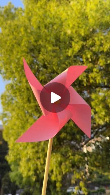 paper crafts creator on Instagram: "Title: "Whirling Windmills: A Nostalgic Spring Craft for Parents and Kids!"  Hashtags: #WhirlingWindmills #ChildhoodCrafts #DIYFun #ParentChildCrafts #SpringCrafts #HomemadeToys #CraftyKids #HandmadeWithLove" How To Make A Paper Windmill, Windmill Paper Craft, Paper Windmill Craft, Wind Art For Kids, Wind Mills Diy Ideas For Kids, How To Make A Windmill, Windmill Craft For Kids, Paper Windmill For Kids, Windmill Crafts