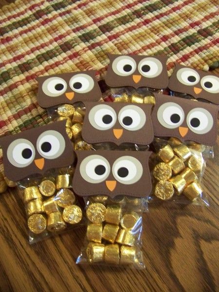 End of the year teacher gift...owl miss you! Owl Miss You, نباتات منزلية, School Treats, Teacher Gift Ideas, It's Friday, End Of School, End Of The Year, End Of Year, Halloween Treats