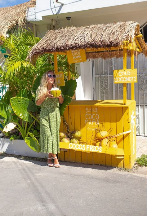 The Best Boutique Experiences in Tulum, Mexico Pop Up Restaurant Ideas, Tiki Drink, Food Carts, Food Cart Design, Pop Up Bar, Cafe Shop Design, Small Cafe, Yucatan Peninsula, Beach Road