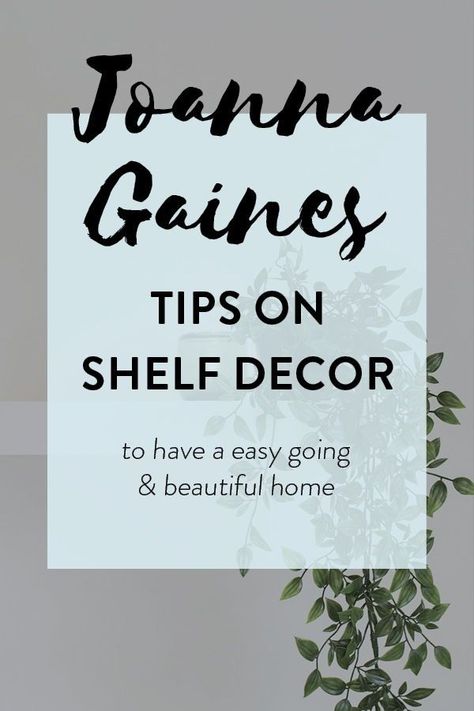 Joanna Gaines Living Room, Boho Decor Style, Gaines Farmhouse, Joanna Gaines Farmhouse, Country Shelves, Farmhouse Fireplace Decor, Beach House Room, Farmhouse Shelves Decor, Magnolia Decor