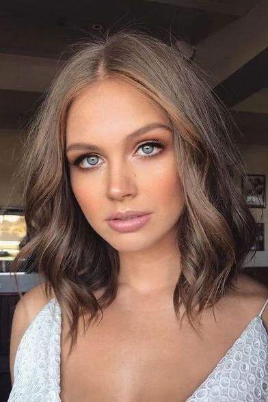 Mushroom Brown Hair Is Trending And It’s Prettier Than It Sounds - Southern Living Brown Hair Inspiration, Rambut Brunette, Brunette Ombre, Makeup Tip, Fresh Hair, Brown Blonde Hair, Spring Hairstyles, Light Brown Hair, Hair Color Trends