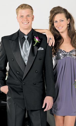 www.alsformalwear.com Black Suit With Silver Tie, Black Suit Black Shirt, Tuxedo Styles, All Black Suit, Silver Shirt, Silver Tie, Formal Accessories, Black Tux, Vest And Tie