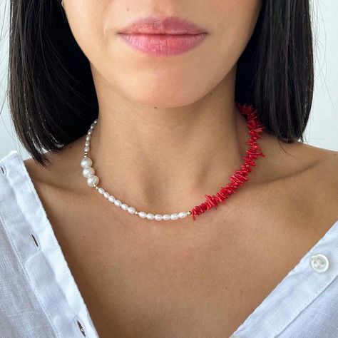 Stone Bead Jewelry, Book Necklace, Earthy Jewelry, Bamboo Coral, Diy Jewelry Necklace, Nugget Necklace, Beaded Jewels, Jewelry Accessories Ideas, Mother Of Pearl Necklace