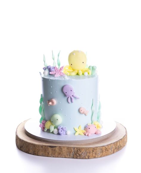 Ocean Birthday Cakes, Whale Cakes, Octopus Cake, Under The Sea Cake, Sea Cake, Ocean Cakes, Sea Cakes, Ocean Birthday