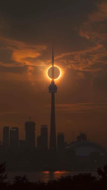 Solar Eclipse 2024: Stunning Pictures From World Solar Eclipse Photography, Solar Eclipse Photo, Eclipse Photography, Sky Gazing, 2024 Eclipse, Solar Eclipses, Nature Tour, Canada Destinations, Exotic Places