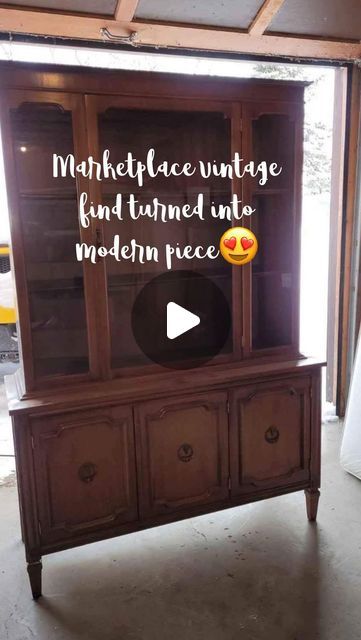 7,629 likes, 305 comments - the_curated_attic on September 23, 2022: "Vintage hutch turned into a modern piece of furniture 😍
Let me know what you think in the comments! 
Questions? Shoot! 

#vintagefurniture #vintagestyle #modernfurniture #modernstyle #moderninteriordesigner #modernspace #bohofurniture #bohointeriors #bohoinspo #canefurniture #diy #diyinspo #diyinspiration #furniturepainting #diypainting #upcyclefurniture #yxe #canada #saskatchewan #saskatoon #smallbusinesssaskatchewan". Hutch In Living Room, Hutch Top Makeover, Hutch Decorating Ideas, Canada Saskatchewan, Modern Hutch, Hutch Styling, Vintage Hutch, Hutch Makeover, Hutch Decor