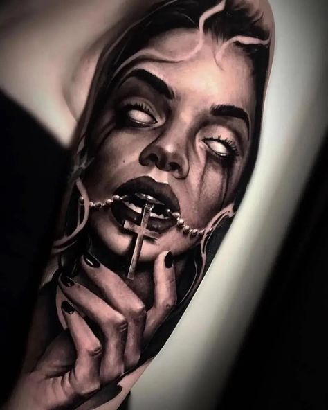 Dark Tattoos For Men Creepy, Creepy Tattoos Gothic, Dark Tattoos For Men, Girl Tattoo Ideas, Tattoos Gothic, Herren Hand Tattoos, Black And Grey Tattoos Sleeve, Mangas Tattoo, Tattoo Design For Hand