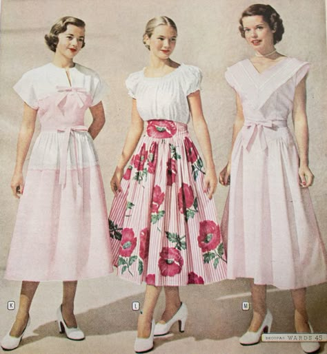 1950's Soft Feminine Outfits, 1950s Fashion Women, Patron Vintage, 50's Fashion, 1950 Fashion, Fifties Fashion, Fashion 1950s, 1950s Dress, 1940s Fashion