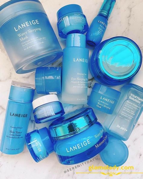 Blue Skincare Products, Blue Beauty Products, Blue Skin Care, Blue Skincare, Overnight Skin Care, Selfcare Aesthetic, Blue Products, Blue Skin, Routine Skincare