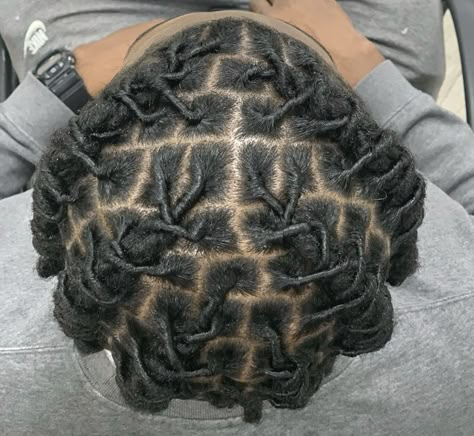 Cornrow Dreads Hairstyles, Dread Barrel Styles Men, 6 Barrel Twist Locs Men, Dreadlock Braid Styles Men, Short Dreadlocks Styles Men, Barrel Roll Locs Men, Dreadlock Hairstyles For Men Black, Short Dread Styles For Men, Barrel Twist Locs Men