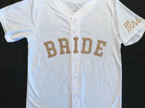 Bride Jersey, Baseball Jersey Outfit Women, Baseball Girlfriend, Softball Quotes, Gold And Purple, Baseball Design, Pink Neon, Team Bride, White Jersey