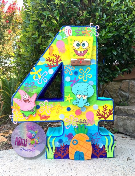 Spongebob Pinata, Christmas Piñatas, Diy Pinata, Birthday Crafts, Sponge Bob, Kids Party Themes, Birthday Box, 25th Birthday, 4th Birthday