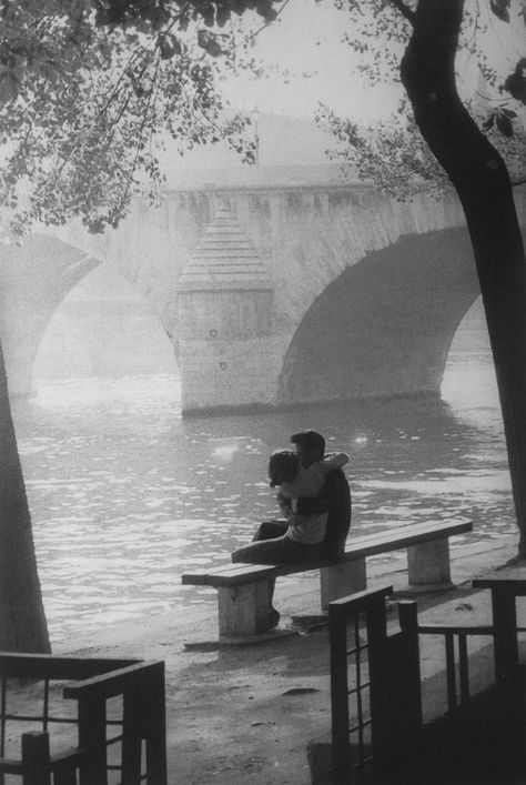 Willy Ronis, Robert Doisneau, Henri Cartier Bresson, 사진 촬영 포즈, Black And White Photograph, French Photographers, Grand Palais, Jolie Photo, Bw Photo