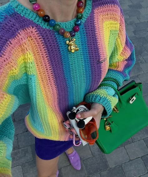 Tejido Aesthetic, Fancy Sweater, Crochet Case, Crochet Inspo, Crochet Jacket, Diy Crochet Projects, How To Make Clothes, Non Stop, Colourful Outfits