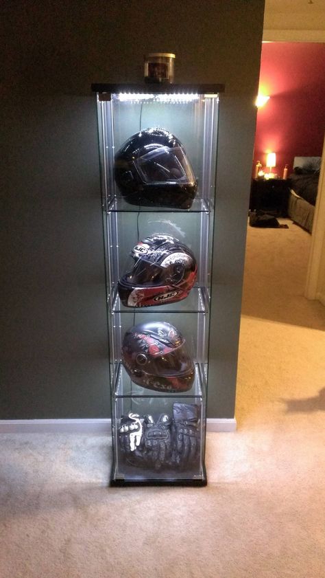 School Display Case Ideas, Helmet Display Ideas, School Display Case, Display Case Ideas, Diy Display Case, Retail Display Case, Wall Curio Cabinet, Helmet Display, Cleaning Cabinets