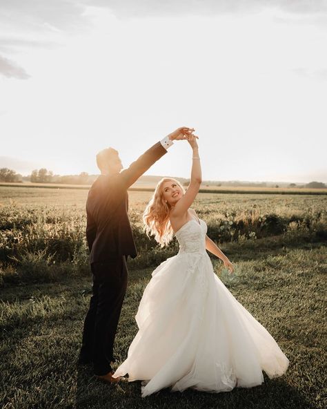 Cloudy Wedding, Wedding Photography Editing, Wedding Day Inspiration, Groom Photo, Ohio Wedding, In The Beginning, Wedding Shots, Wedding Pics, Couple Portraits