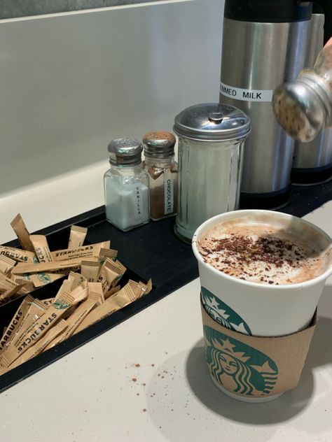 Hot Coffee Starbucks, Hot Chocolate Starbucks, December Vibes, Surviving Winter, Starbucks Hot Chocolate, Starbucks Coffee Drinks, Winter Survival, Fall 23, Starbucks Recipes