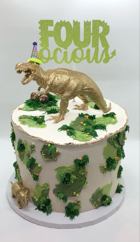 Gigantosaurus Birthday Cake, Dinosaur Cake Buttercream, Buttercream Dinosaur Cake, Dinosaur Cake Ideas, Dinasour Birthday, Dinosaur Cakes, Cake Competition, Nemo Birthday, Party Dinosaur