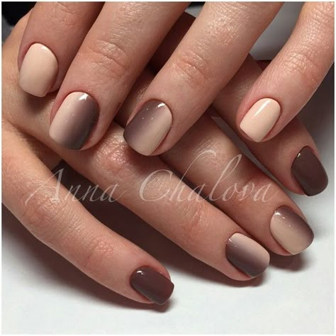 Chocolate & vanilla vertical gradient nail art Vertical Gradient Nails, Vertical Ombré Nails, Chocolate Ombre Nails, Vertical Ombre Nails, Nails Degrade, Vanilla Nails, Nail Designs Colors, Ombre Nails Coffin, Nail Art Gradient