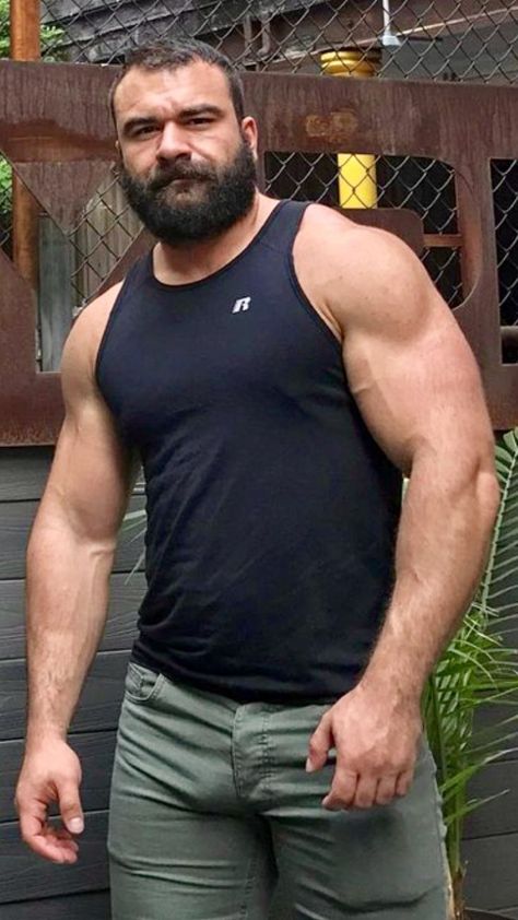 #Bear #Gay #Beard #Handsome #GayBear #Muscule #Hairy Men Moda, Men Beard, Scruffy Men, Muscle Hunks, Rugged Men, Beefy Men, Muscle Bear, Bear Men, Big Guys