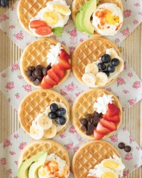 Get in the mood for spring with partner @Cutefetti's Sweet & Savory Waffle Tray using the best topping combos on @Eggo Homestyle Waffles! 🧇 Waffle Serving Ideas, Eggo Waffle Ideas, Homestyle Waffles, Eggo Waffle, Easy Home Meals, Eggo Waffles, Savory Waffles, Get In The Mood, Home Meals