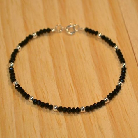 Beaded Black Bracelets, Black Bracelet Ideas, Beaded Bracelets Black, Black Beads Bracelet, Silver Bracelet Designs, Small Bead Bracelet, Diy Jewelry Set, Pretty Jewelry Necklaces, Fancy Jewellery Designs