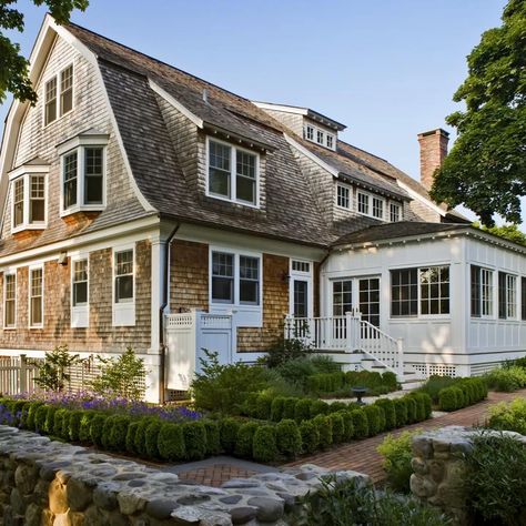 Gambrel Roof Solarium Addition - Photos & Ideas | Houzz Landscaping With Fire Pit, Fire Pit Pizza, Gazebo With Fire Pit, Fire Pit Decor, Easy Fire Pit, Small Fire Pit, Rustic Fire Pits, Sims 4 House Ideas, Modern Fire Pit