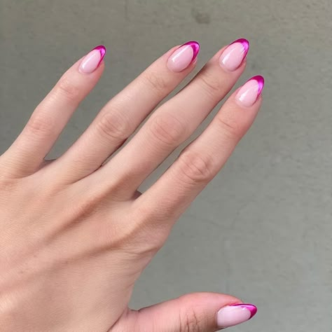 Discover the hottest nail trend: 8 trending pink chrome nails. Get ready to shine with these glamorous and eye-catching chrome manicures you won’t be able to resist. Click the article link for more photos and inspiration like this // Photo Credit: Instagram @nailcouturebeautylounge // #chromenails #nailaddict #nailart #nailartist #naildesign #naildesigns #nailideas #nailinspiration Nail Inspo Acrylic Chrome, Pink Chrome Tip Nails, Chrome Pink French Tip Nails, Neon Pink Chrome Nails, Pink Chrome Tips, Pink Chrome Nails French Tip, Pink Chrome French Tip Nails, Pink Chrome French Tip, Hot Pink Chrome Nails