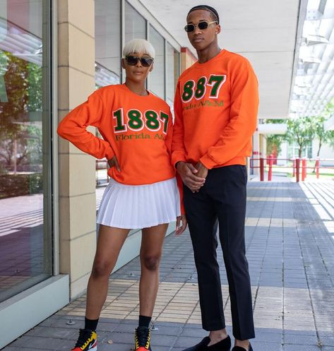 Hbcu Sweatshirt Outfit, Hbcu Football Game Outfits For Women, Hbcu Tailgate Outfit, Famu Shirt, Famu Homecoming Outfits, Hbcu Game Day Outfit, Hbcu Football Game Outfits, Hbcu Homecoming Outfits Tailgate, Hbcu Homecoming Outfits