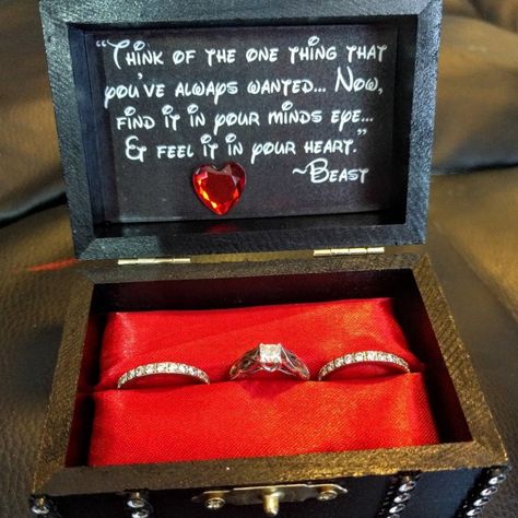 Disney Ring Box Wedding, Beauty And The Beast Groomsman, Beauty And The Beast Proposal Ideas, Beauty And The Beast Proposal, Beauty And The Beast Wedding Theme, Disney Proposal, Disney Bedroom, Disney Engagement Rings, Beauty And Beast Wedding