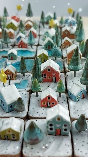 Elukka Ceramics⚱ est. 2008 on Instagram Mini Ceramic Houses, Tiny Clay Houses, Mini Clay House, Pottery Decorating Ideas, Christmas Ceramics Ideas, Pottery Handbuilding Ideas, Ceramic Houses Christmas, Handbuilding Pottery, Small Ceramics