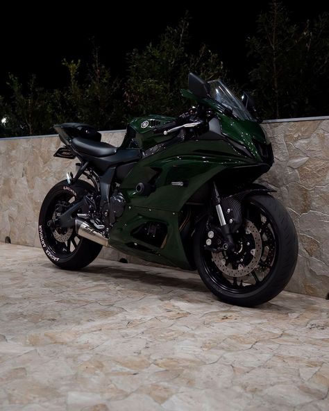 Green Motorcycle, Motocross Love, Motorcross Bike, Bike Aesthetic, Custom Sport Bikes, Motorcycle Aesthetic, Pretty Bike, Bike Pic, Sports Bikes Motorcycles