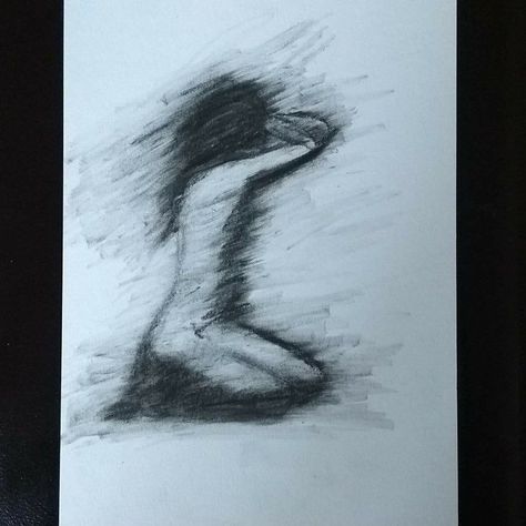 Fear Drawings Expression, Deep Drawing Ideas, Body Disphorphia Art, Bpd Art, Deep Drawing, Vintage Illustration Art, Charcoal Art, Canvas Painting Designs, My Mental Health