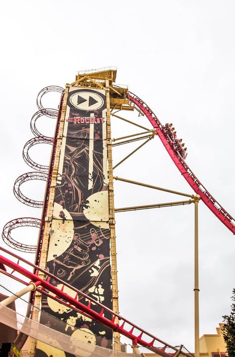 Rip Ride Rockit roller coaster Universal Studios Orlando Resort. #travel #Orlando #Florida #Universal #themepark #familytravel #usa Universal Studios Rides, Orlando Florida Universal Studios, Disney Parade, Universal Studios Florida, Universal Studios Japan, Universal Orlando Resort, Universal Studios Orlando, Vacation Usa, Family Vacation Destinations