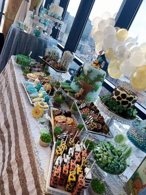 Safari Birthday Treat Table, Safari Food Table, Safari Sweet Table, Sweet Table Safari Theme, Safari Grazing Table, Wild One Sweet Table, Wild One Candy Table Ideas, Wild One Birthday Candy Table, Jungle Theme Candy Table Ideas