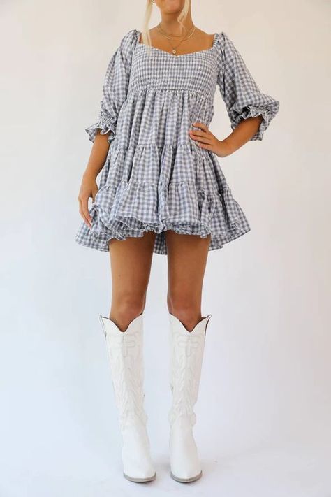 Fashion Inspo Outfits Preppy, Mini Babydoll Dress Outfit, Fancy Southern Outfit, Spring Outfits Dresses Casual, Girly Southern Outfits, Spring Outfits For Church, Southern Summer Outfits, Dress For Concert, Easter Spring Outfits