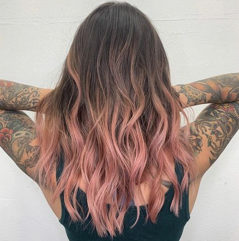 Brunette Pink Ombre Hair, Brunette With Pink Balayage, Balayage Hair Pink Rose Gold, Light Pink Ends On Brown Hair, Brunette Hair With Pink Ends, Pastel Balayage Brunette, Rose Pink Balayage, Brunette Balayage Hair Pink, Rose Gold Hair Ombre Balayage