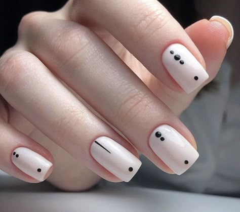 Minimal Nails Art, Hello Nails, Dot Nail Art, Subtle Nails, Simple Gel Nails, Minimal Nails, Her Nails, Blush Nails, Dots Nails