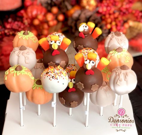 Thanks Giving Cake Pop, Thanksgiving Desserts Decorations, Thanksgiving Cakepops, Hot Chocolate In A Jar Recipe, Thanksgiving Desserts Cookies, Dani Kruha, Turkey Cake Pops, Thanksgiving Cake Pops, Fall Bake Sale