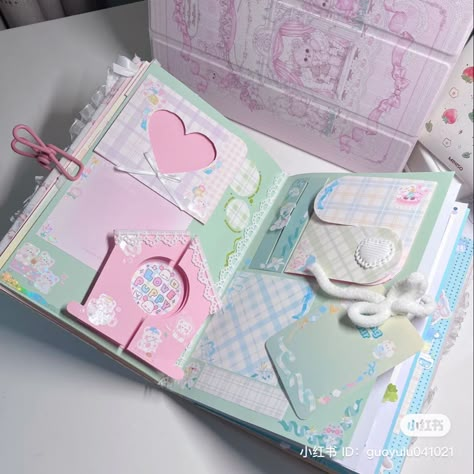 Pop Up Journal, Cute Aesthetic Room, Kpop Sanrio, Stationery Desk, Paper Doll Printable Templates, Cute Scrapbooks, Diy Stationary, Pretty Journals, Bullet Journal Design